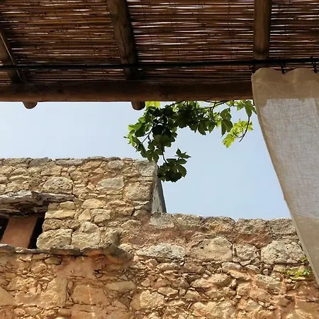 Bendeni * Megala Chorafia